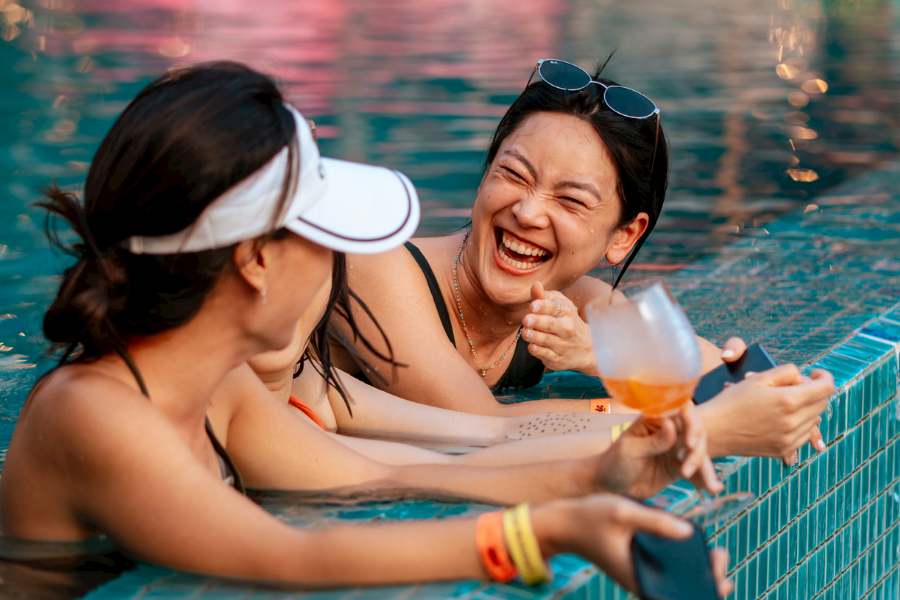 /shack-summer-wellness-ym-hits-the-beach
